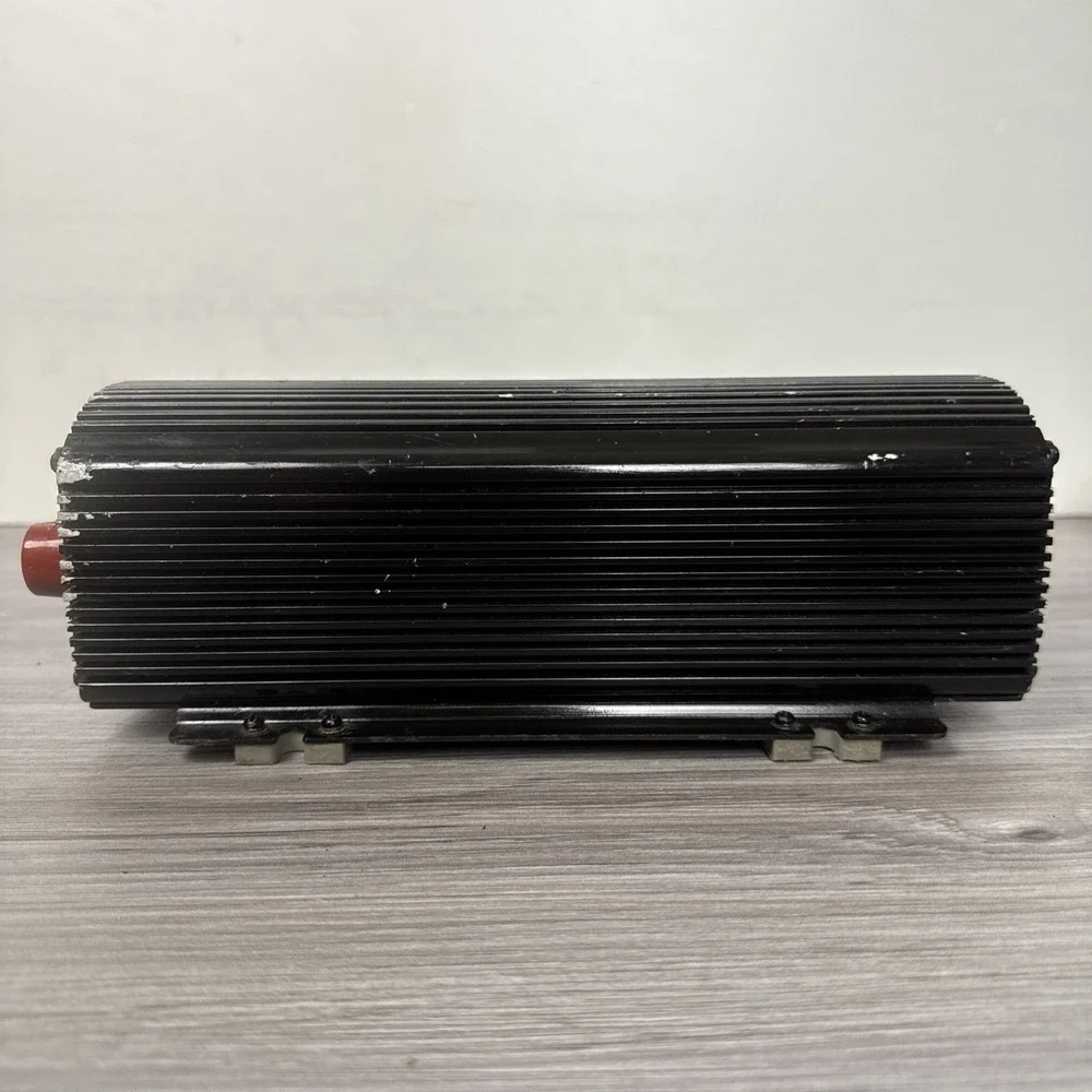 Schumacher PI-1500 1500-Watt Portable Power Converter Inverter DC to AC‎